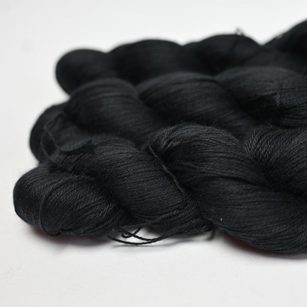 aveyla silky yak – Needles & Wool
