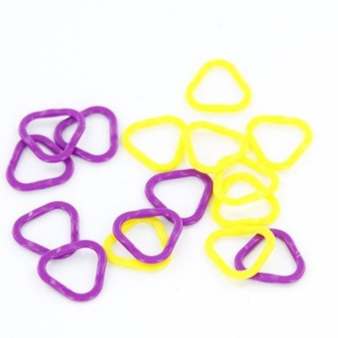 clover triangular markers