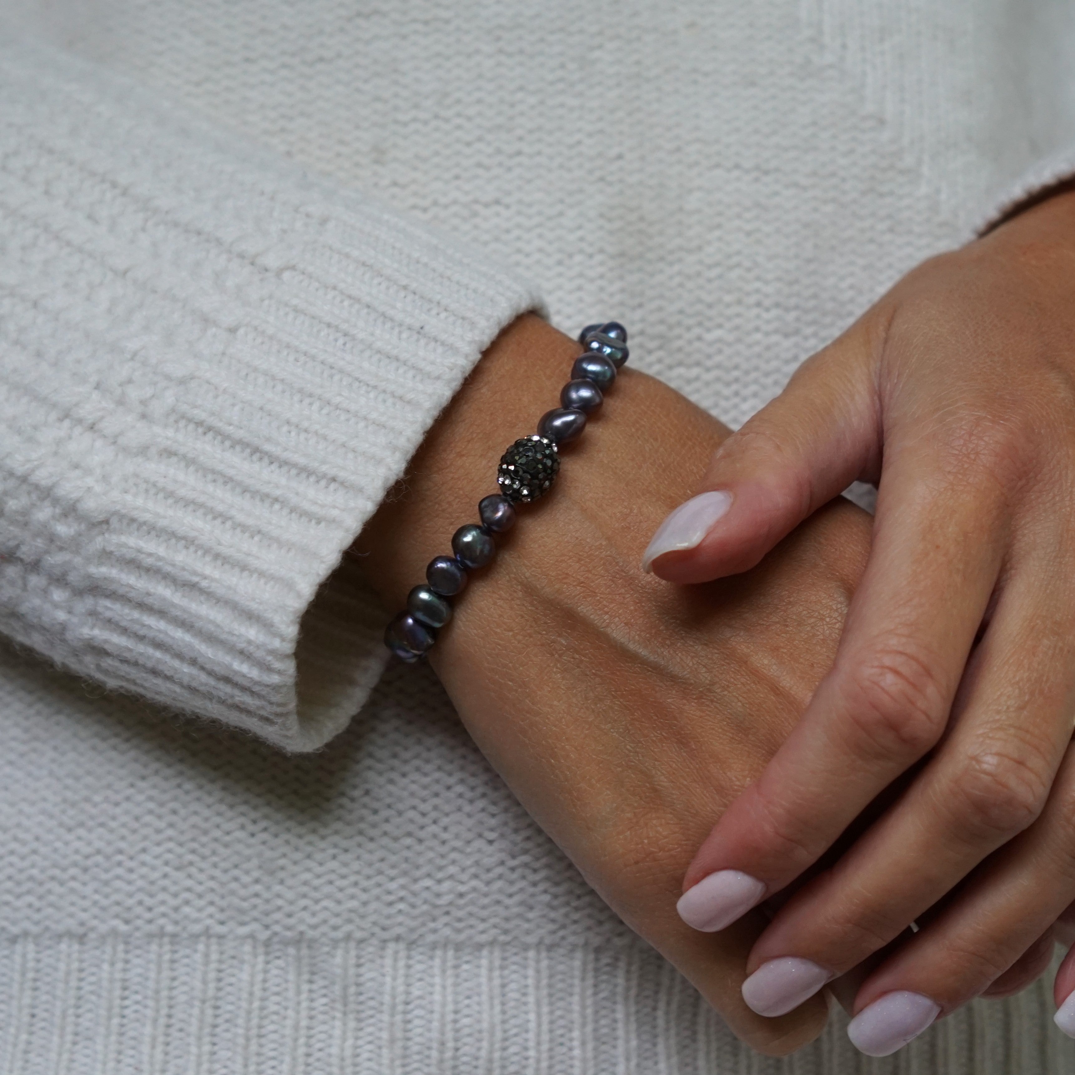 bracelets black pearl – Needles & Wool